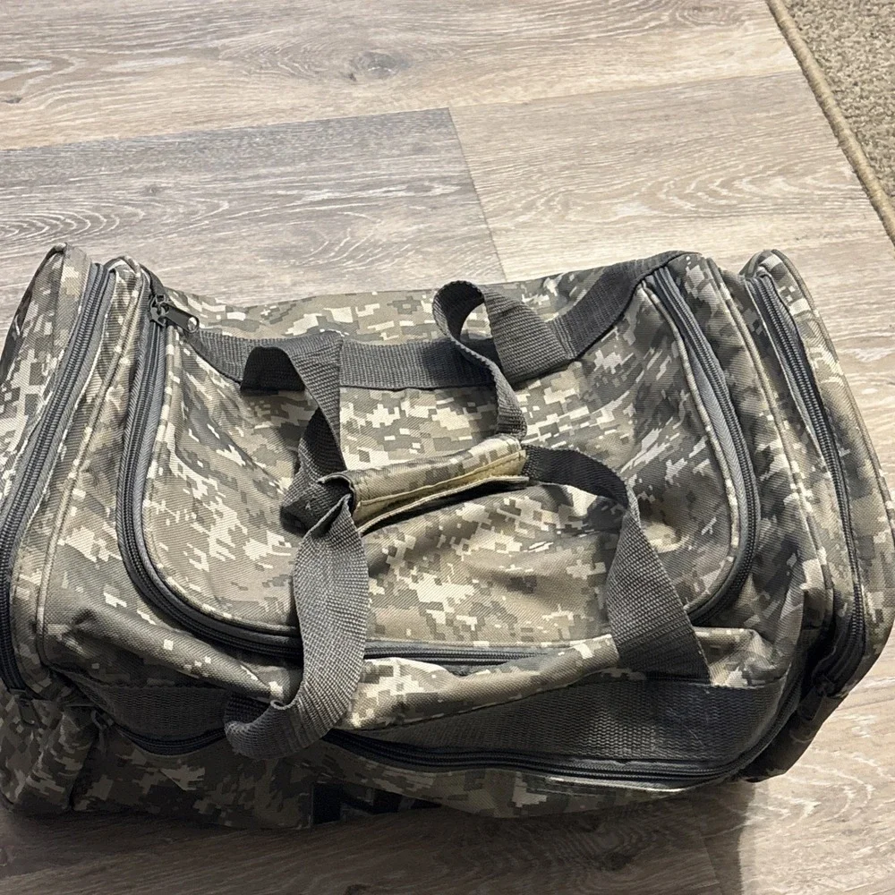 NRA Digital Camo Range Bag Shooting Gear Duffle Multi Pocket 18